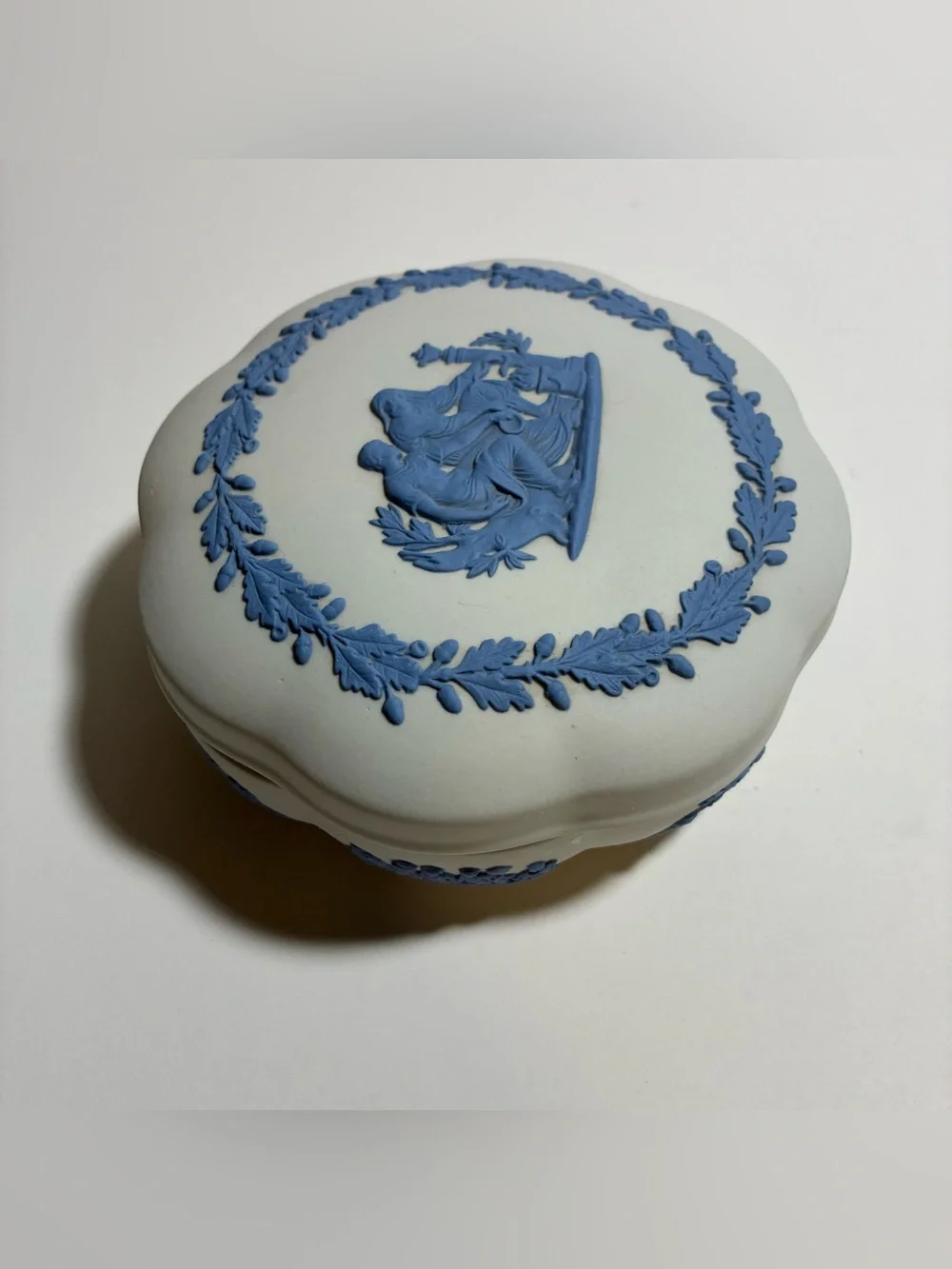 Vintage Wedgwood White & Blue Reverse Jasperware Scalloped Lidded Trinket Box